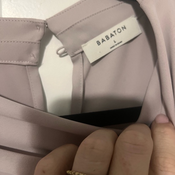 Babaton Carter Sleeveless Blouse - Picture 5 of 6